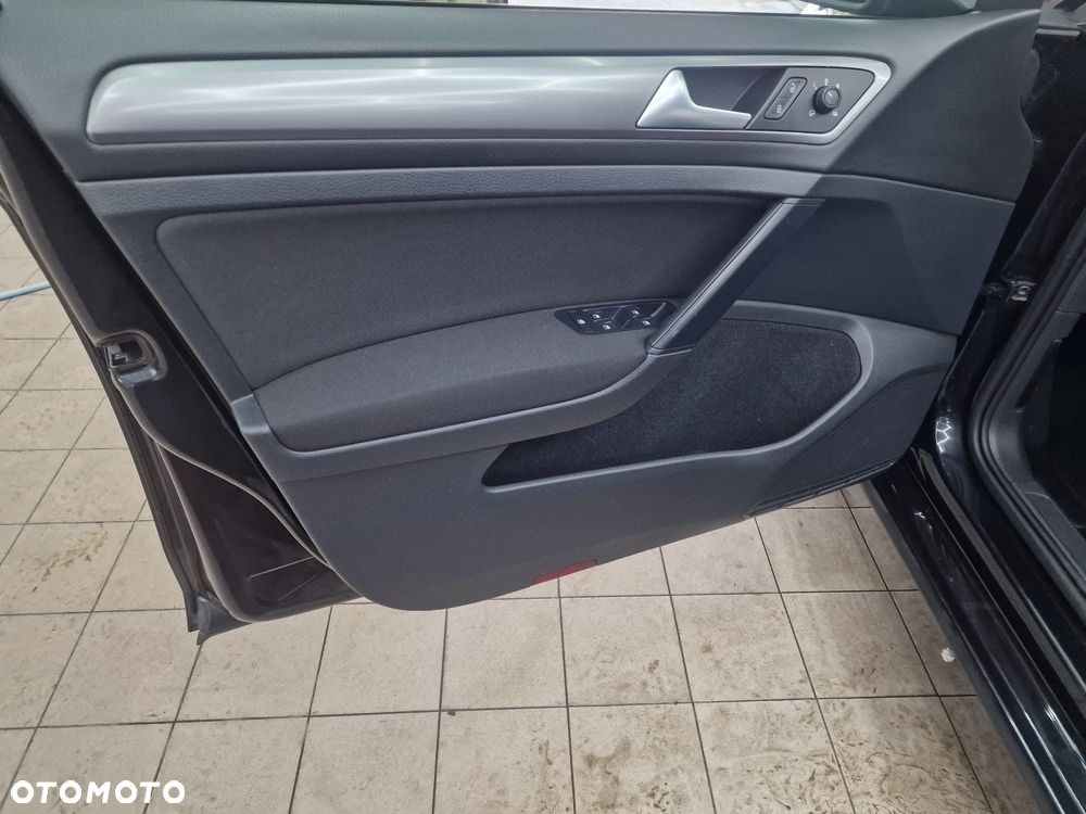 Volkswagen Golf 1.6 TDI BMT Trendline - 6