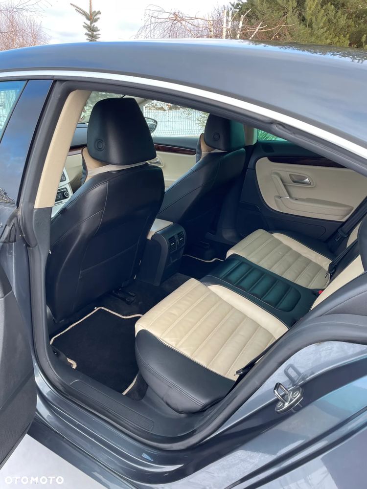 Volkswagen Passat CC 2.0 TDI BlueMotion Technology Exclusive - 19