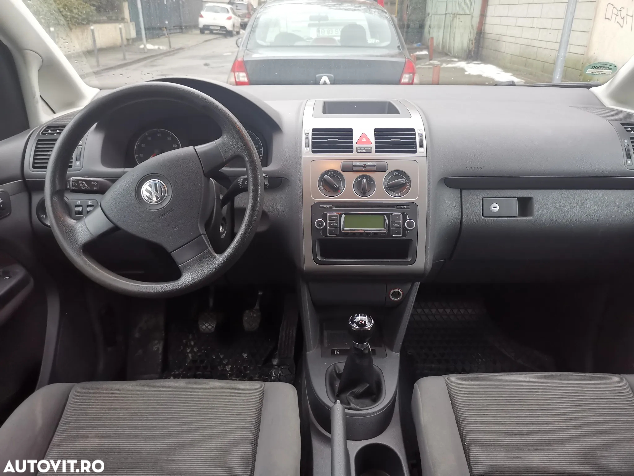Volkswagen Touran 1.4 TSI Comfortline - 6