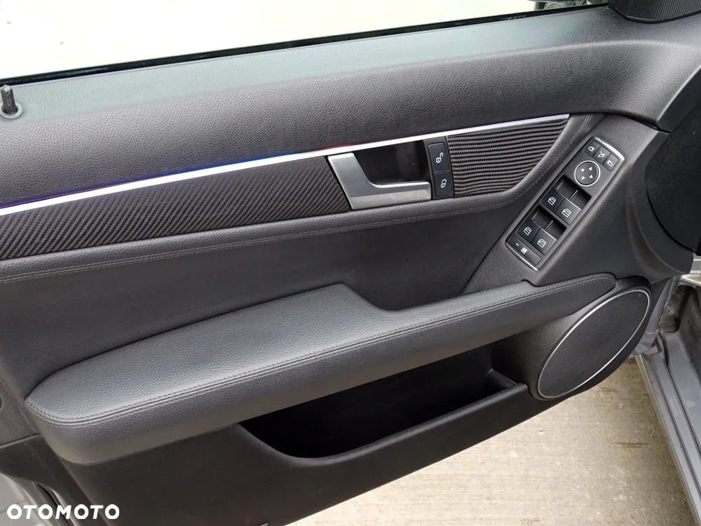 Mercedes-Benz Klasa C - 9