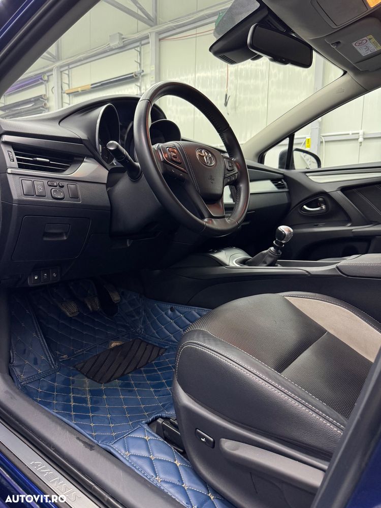 Toyota Avensis 2.0 D-4D Elegance - 14