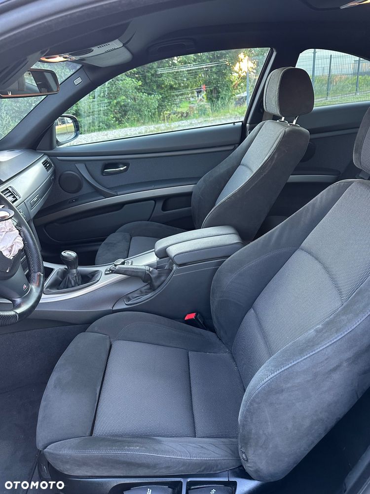 BMW Seria 3 320d M Sport Edition - 18