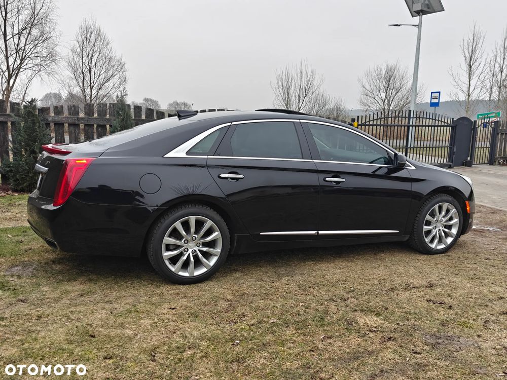 Cadillac XTS - 11