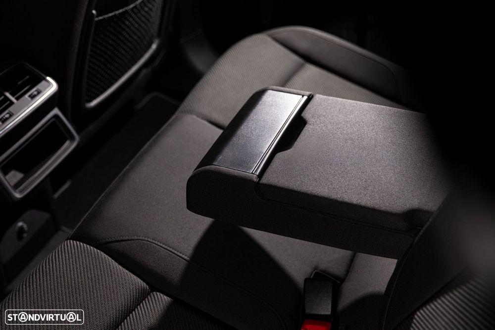 Audi Q8 e-Tron Sportback 55 quattro Advanced - 28