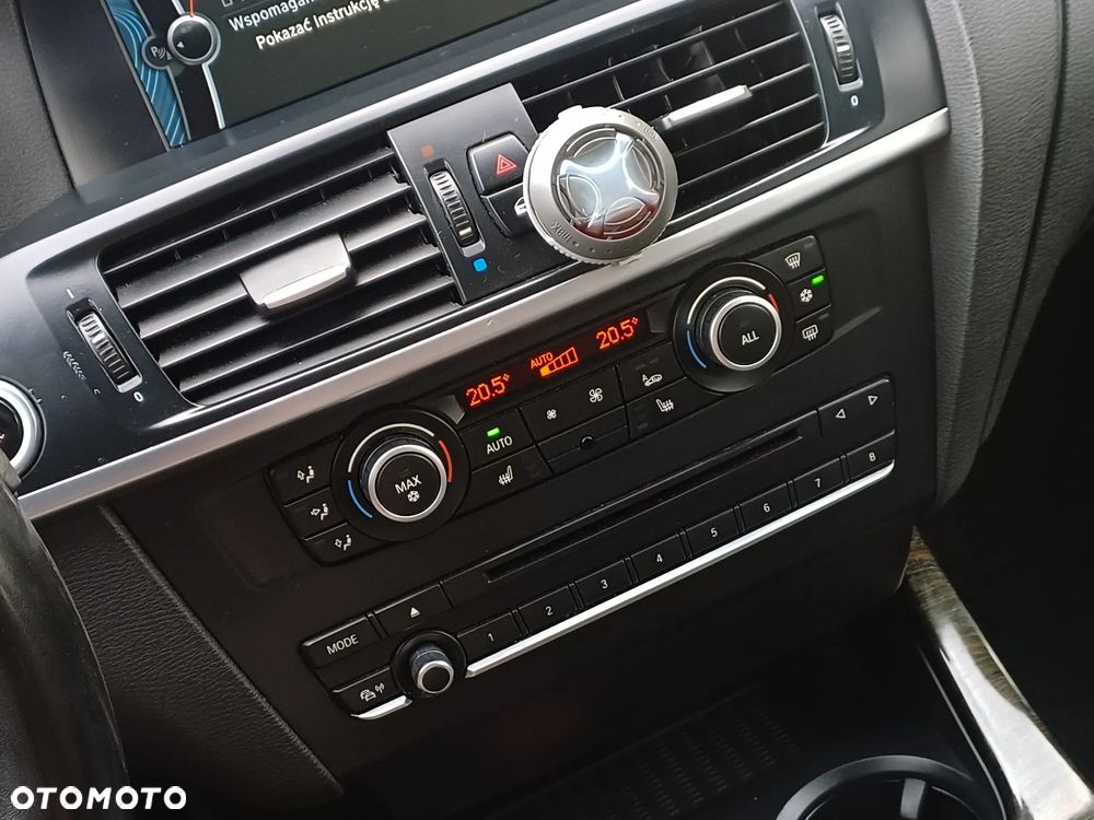 BMW X3 xDrive35d - 22
