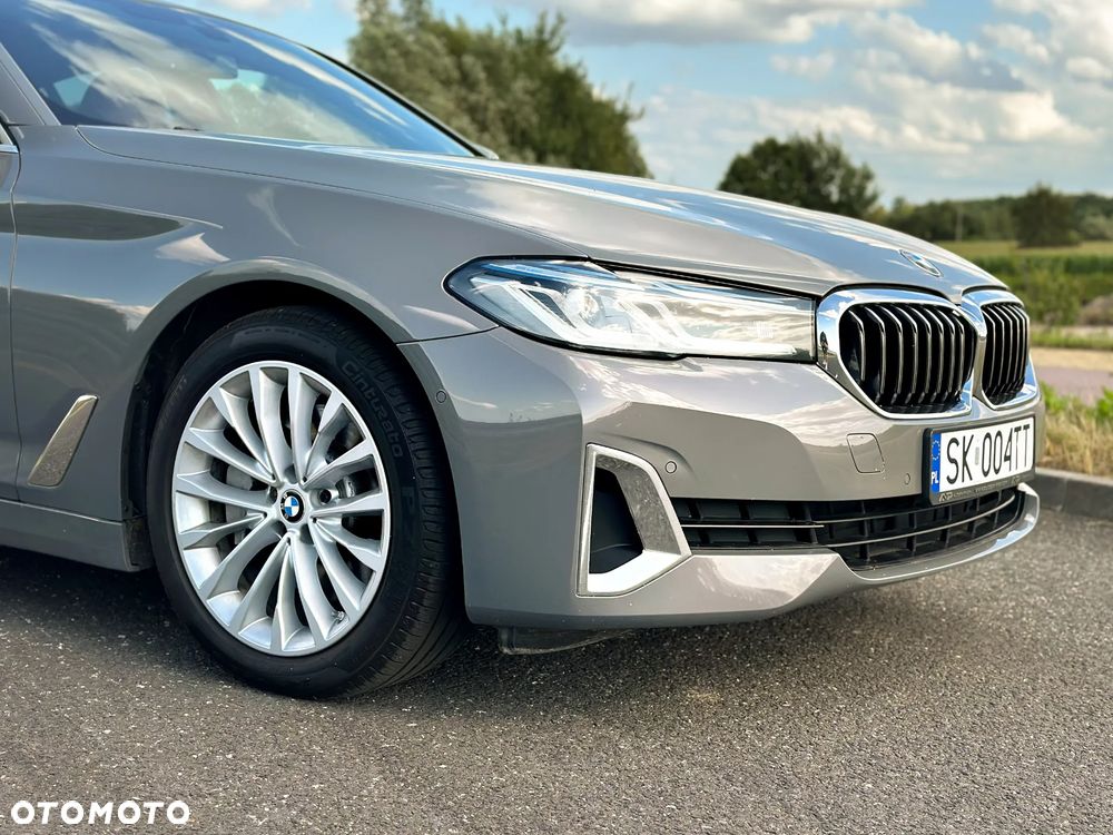 BMW Seria 5 530i xDrive mHEV Luxury Line - 4