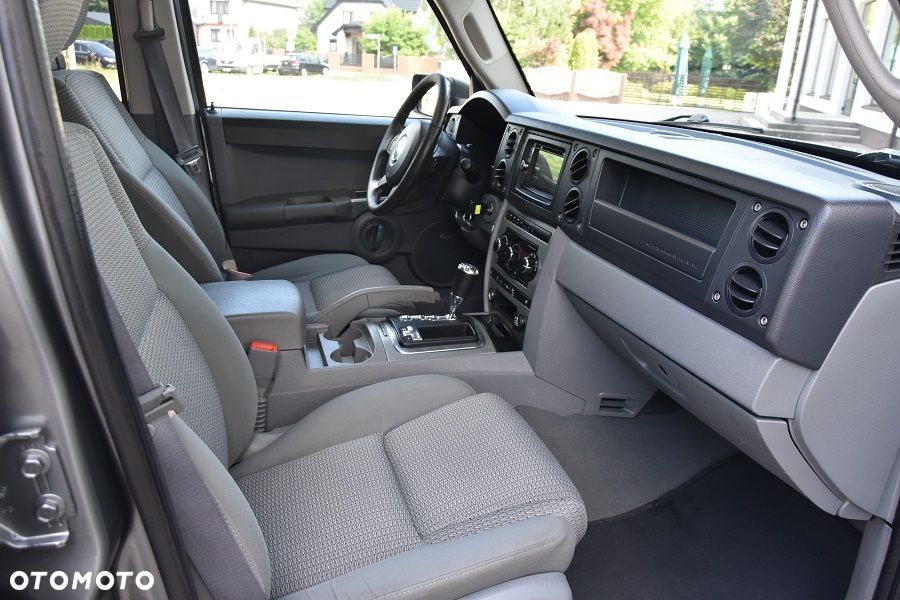 Jeep Commander - 18