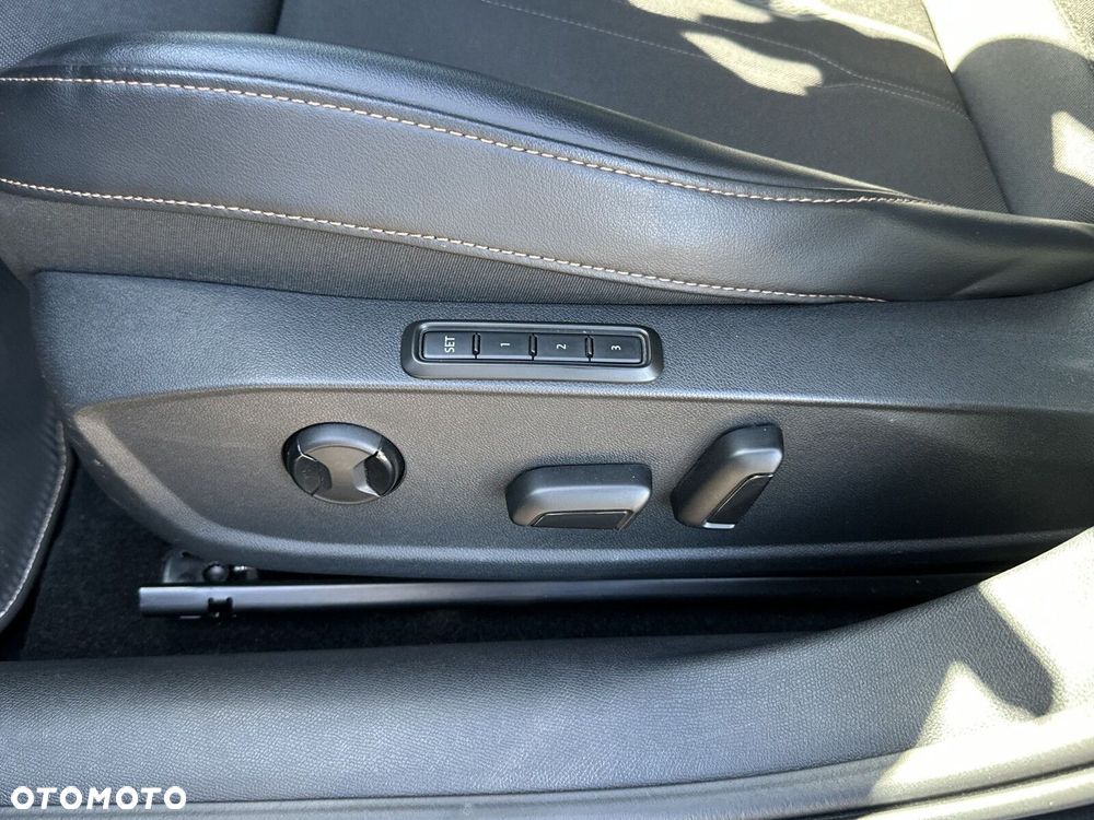 Cupra Formentor 1.5 TSI DSG - 38