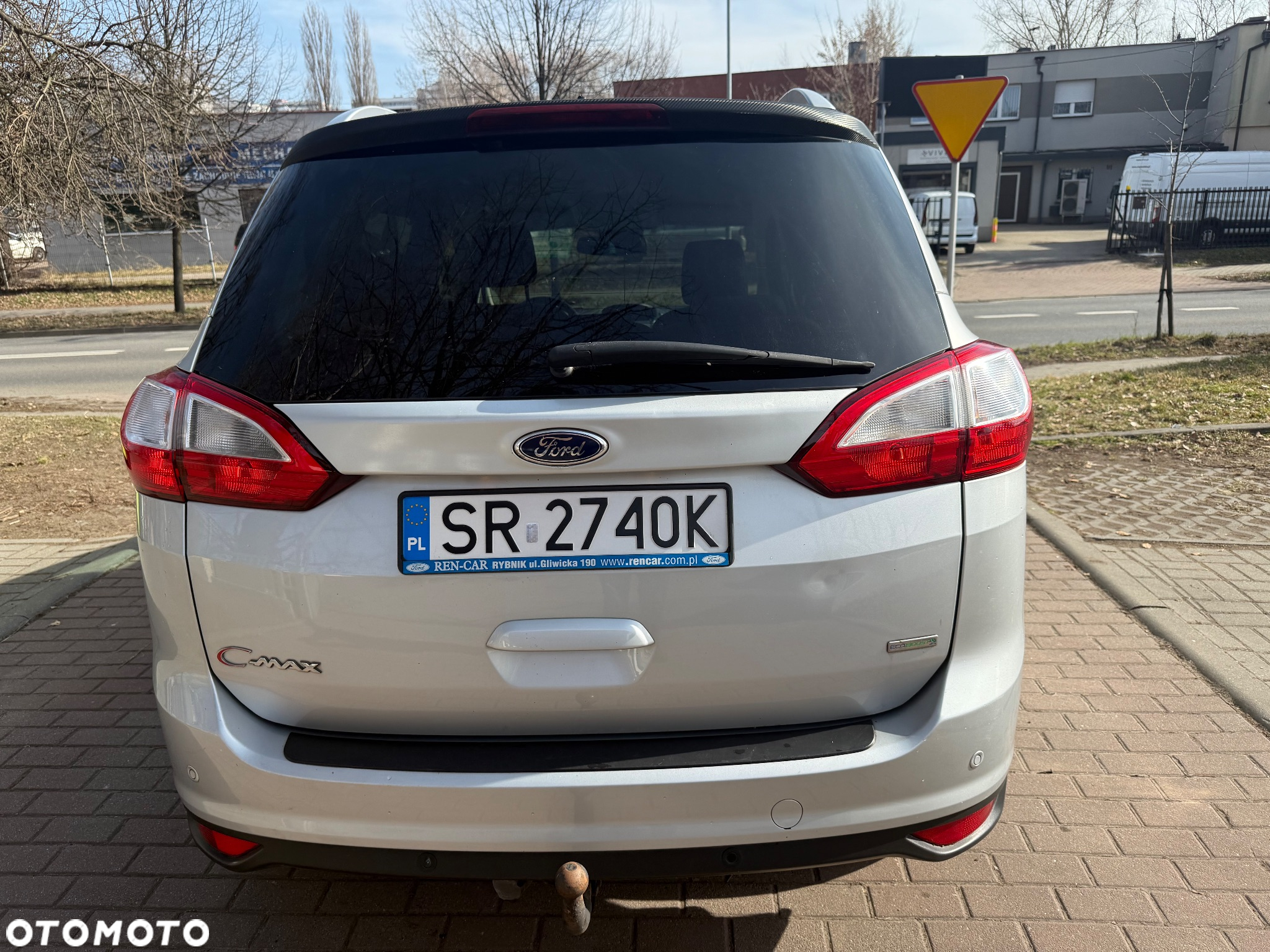 Ford Grand C-MAX - 14