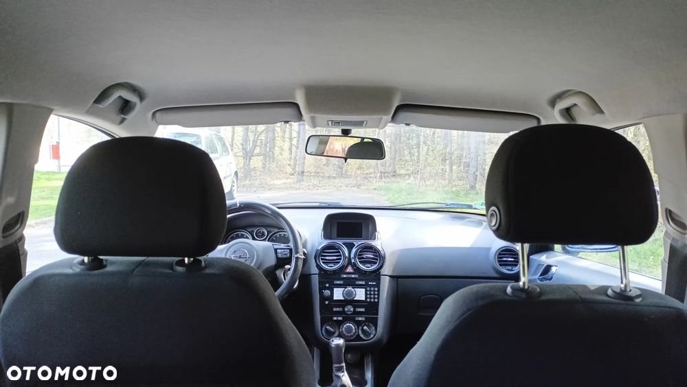 Opel Corsa 1.4 16V Edition - 5