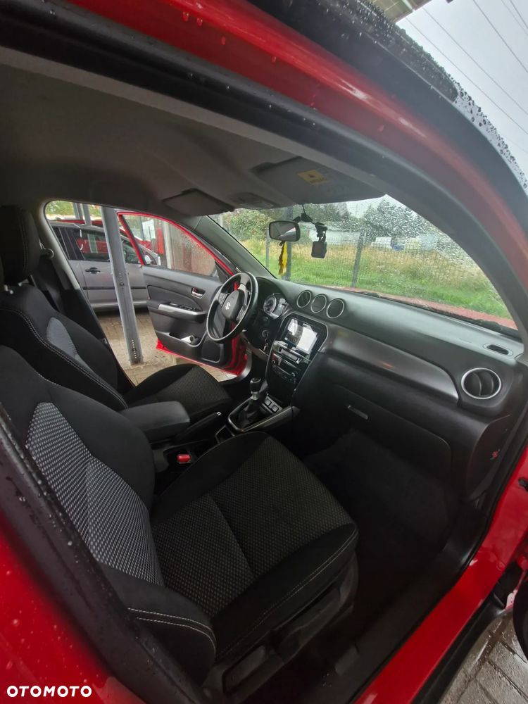 Suzuki Vitara 1.4 Boosterjet Elegance 2WD - 11