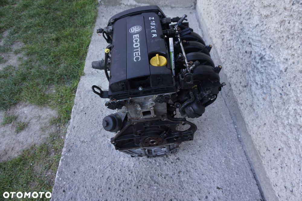 SILNIK 1.8 16V Z18XER OPEL ZAFIRA B VECTRA ASTRA - 4