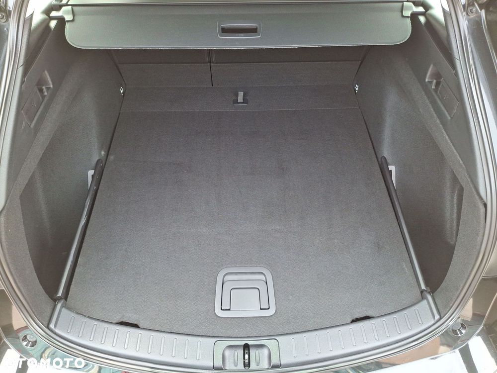 Toyota Corolla 1.8 Hybrid Comfort - 13