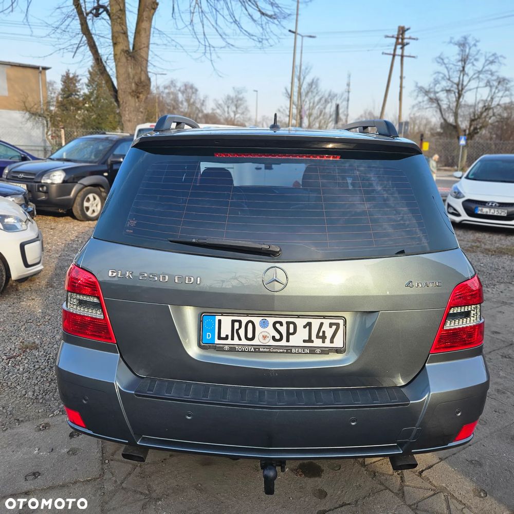 Mercedes-Benz GLK 250 CDI DPF 4Matic BlueEFFICIENCY 7G-TRONIC SPORT EDITION - 10