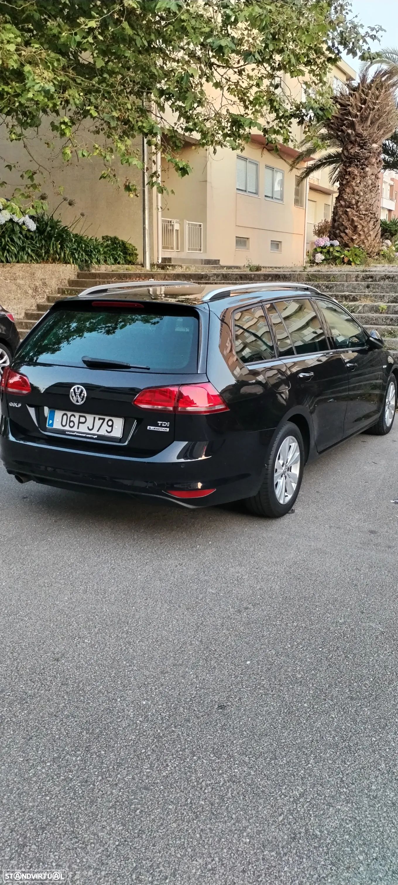 VW Golf Variant 1.6 TDi BlueMotion Confortline - 1