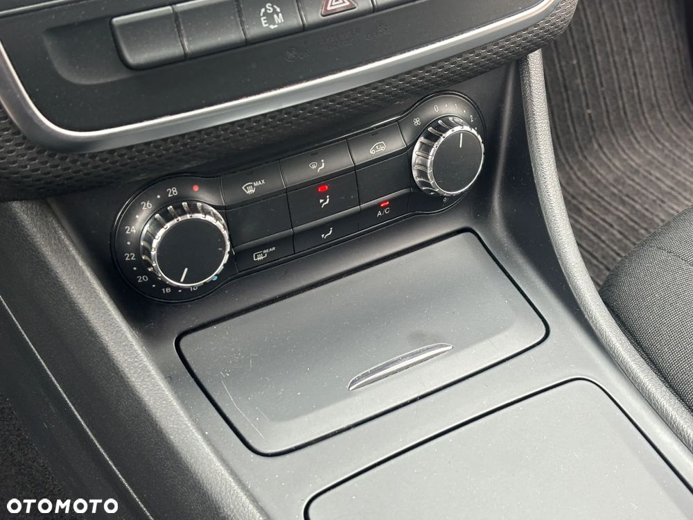 Mercedes-Benz Klasa A 180 (BlueEFFICIENCY) 7G-DCT Style - 22