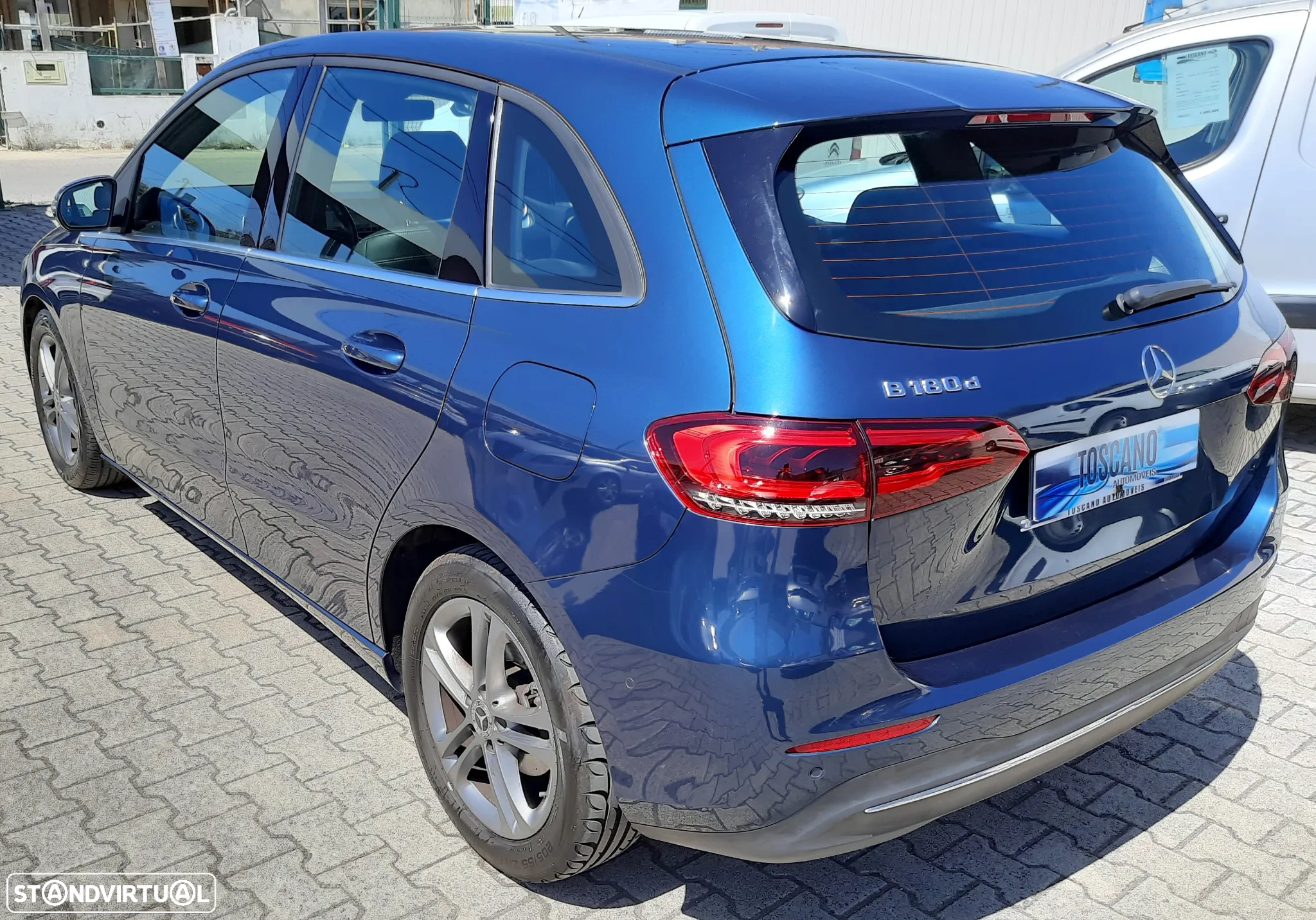 Mercedes-Benz B 180 d Style Plus Aut. - 3