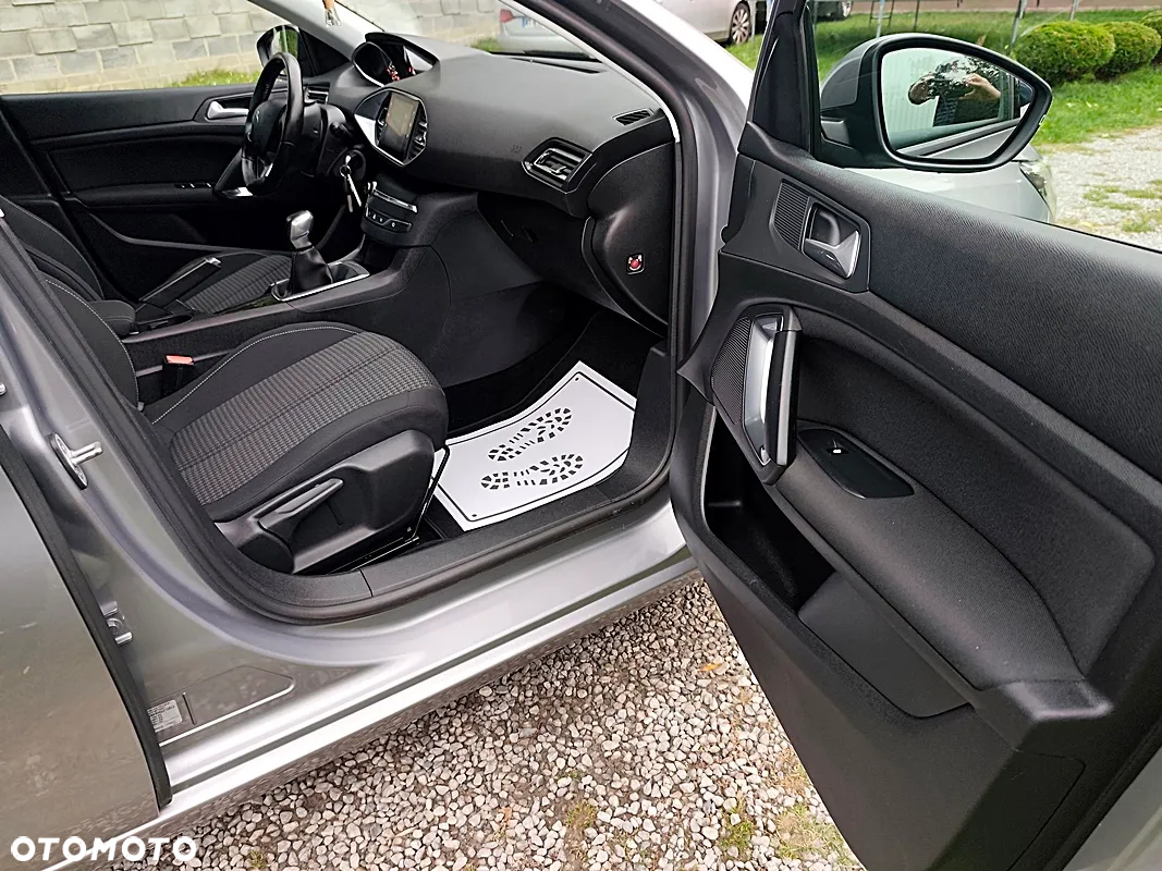 Peugeot 308 PureTech 110 Active Pack - 27