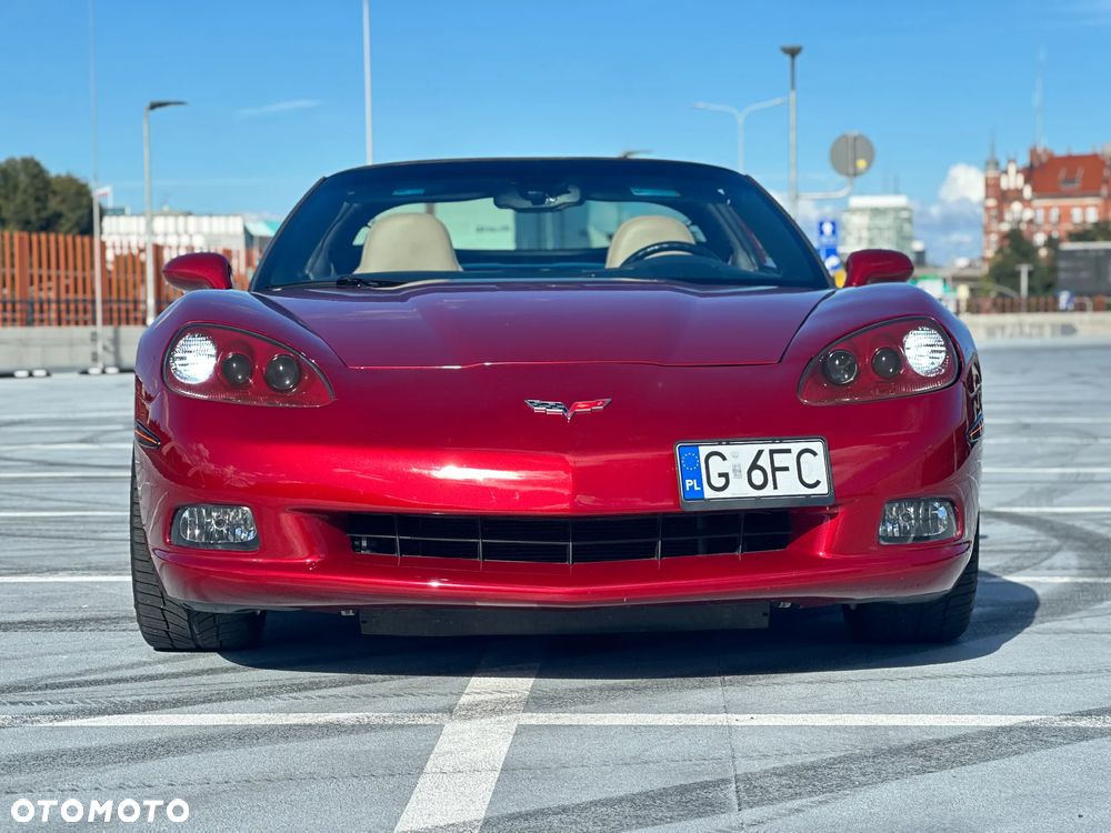 Chevrolet Corvette - 4