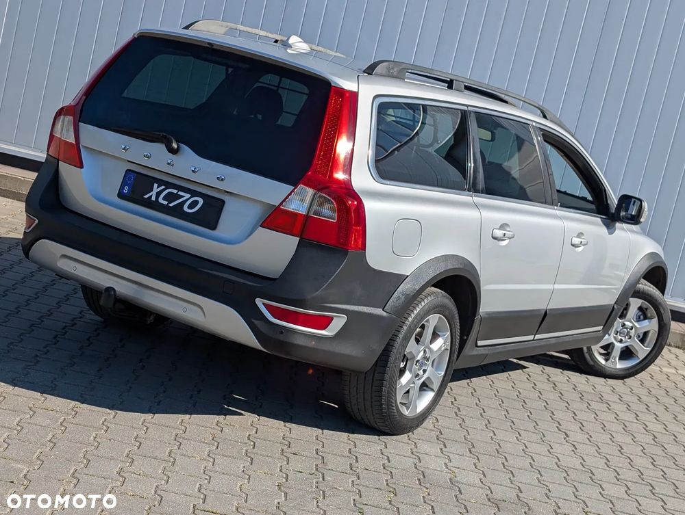Volvo XC 70 - 4