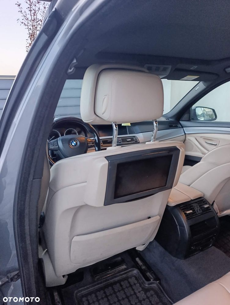 BMW Seria 5 525d - 8