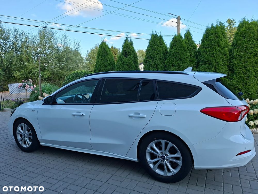 Ford Focus 1.5 EcoBlue SCR ST-Line - 4