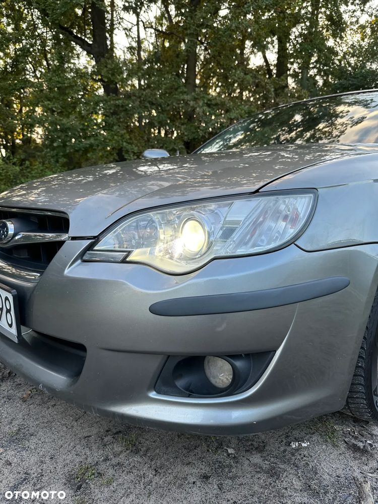 Subaru Legacy - 17
