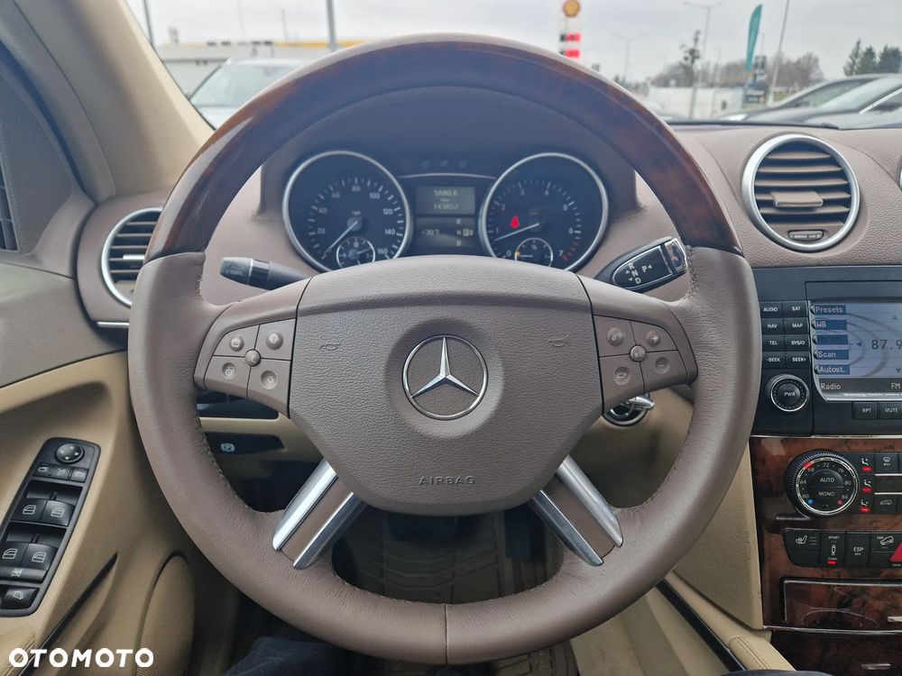 Mercedes-Benz GL - 19