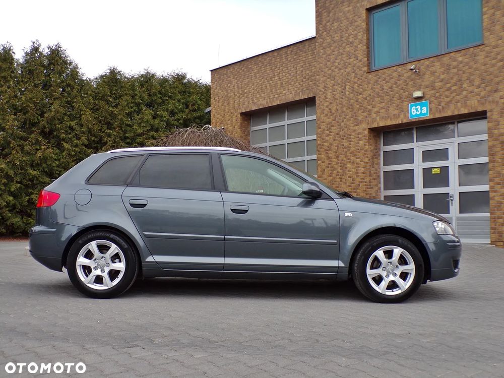 Audi A3 Sportback 1.9 TDI S line Sportpaket plus - 8