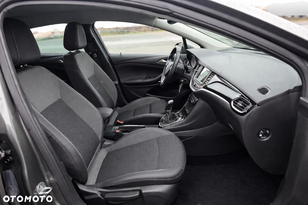 Opel Astra 1.2 T Elegance S&S - 11