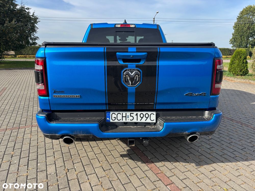 Dodge RAM 5.7 4x4 - 5