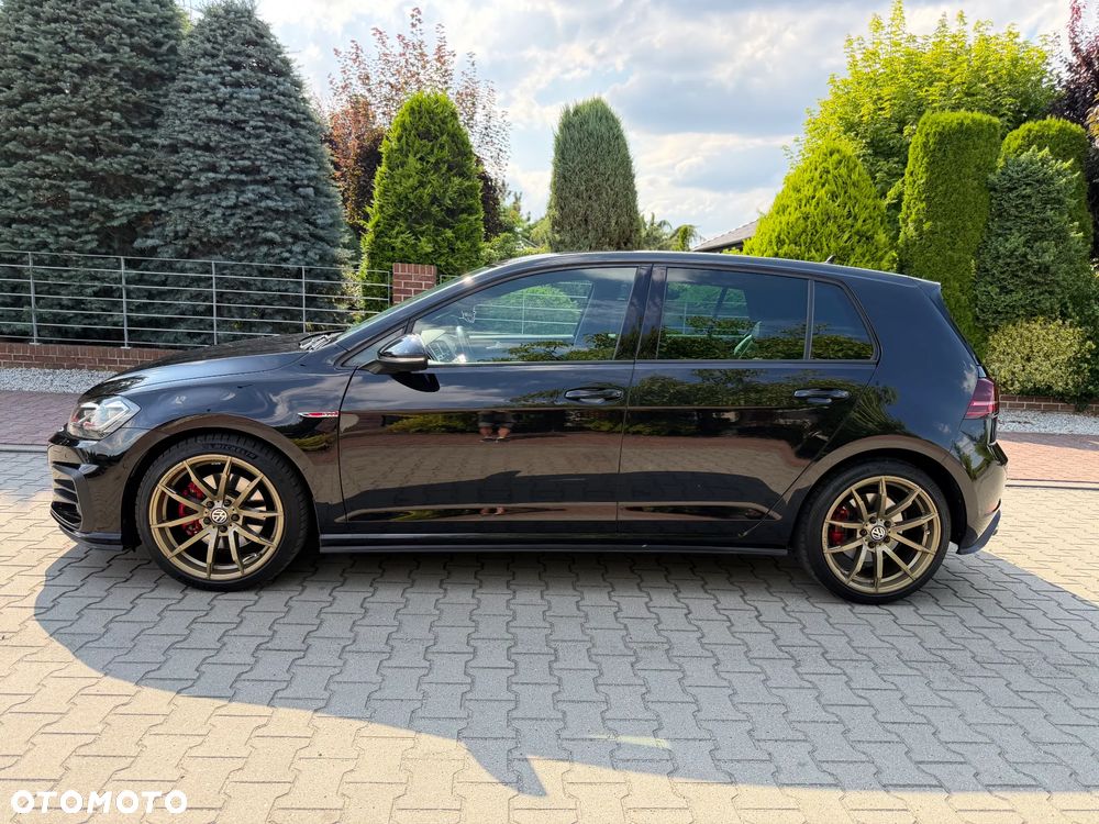 Volkswagen Golf - 20