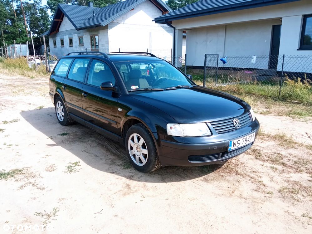 Volkswagen Passat 1.9 TDI CL - 1