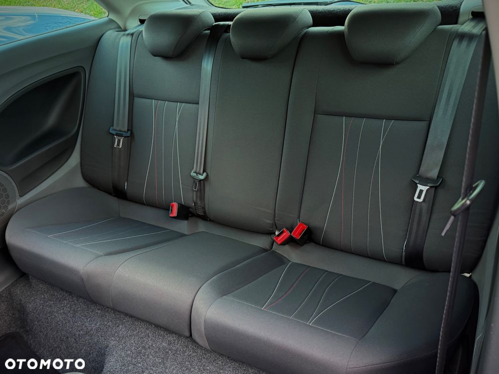 Seat Ibiza SC 1.4 16V Sport - 25