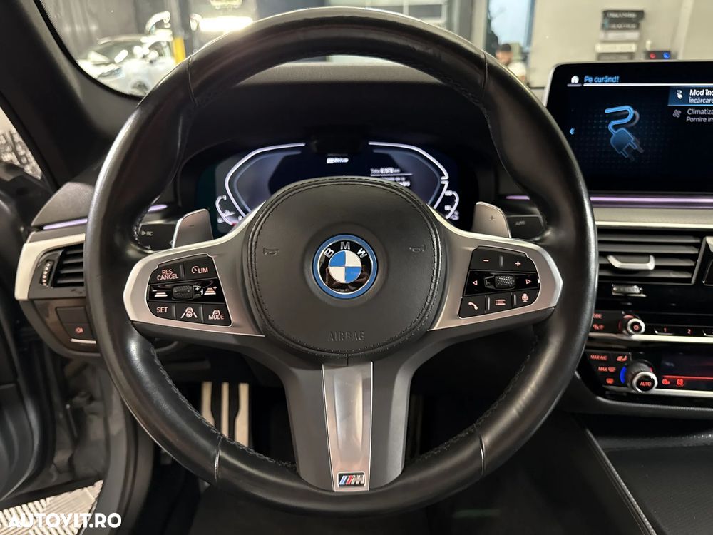 BMW Seria 5 530e Aut. - 17