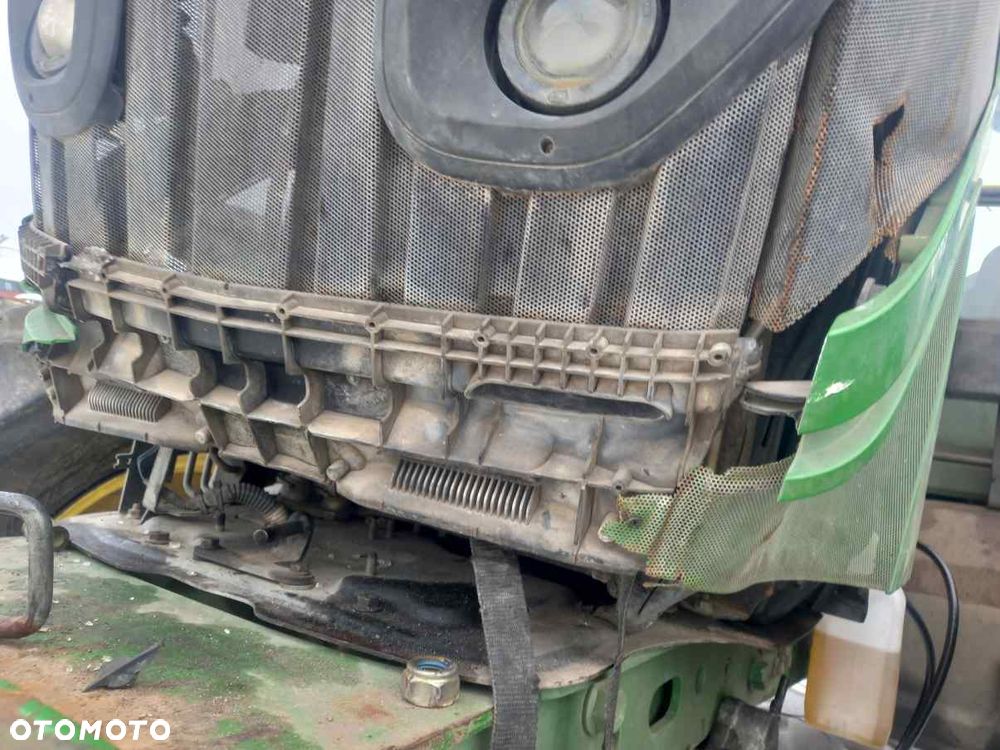 Maska John Deere 6125M - 4