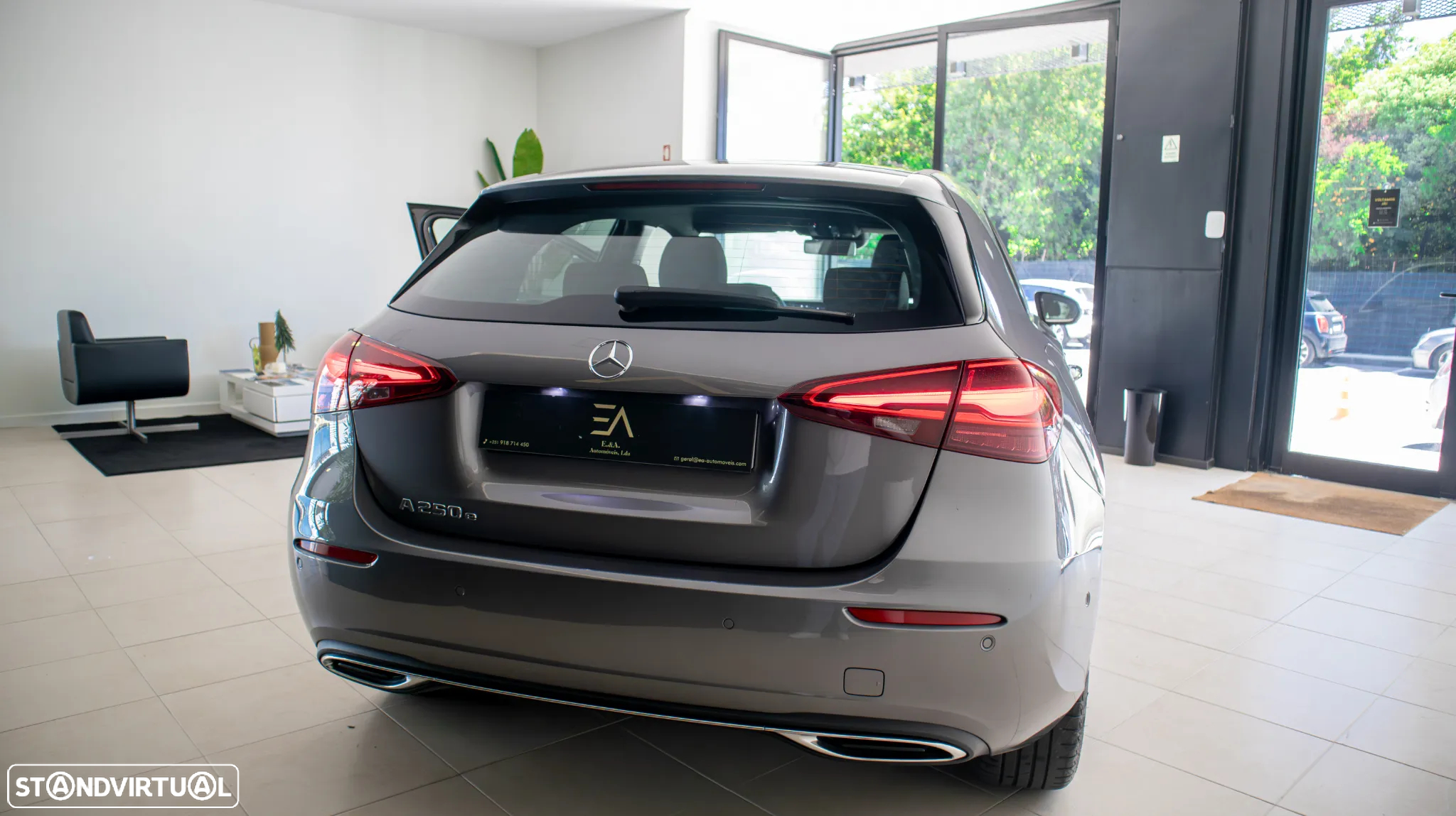 Mercedes-Benz A 250 e - 6