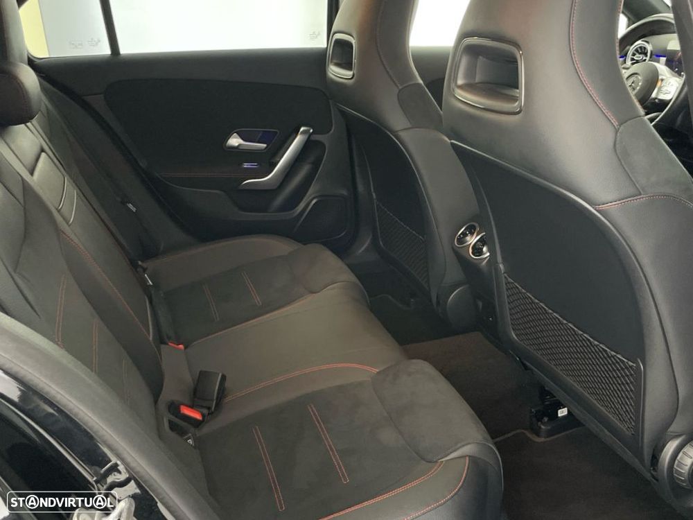 Mercedes-Benz A 250 e - 24