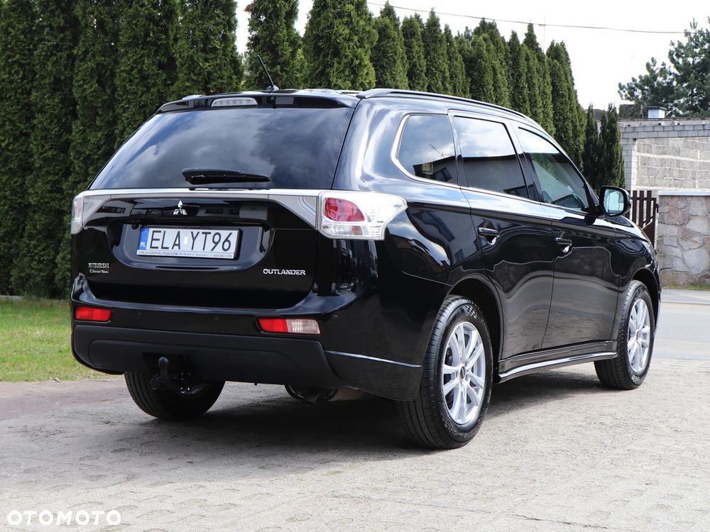 Mitsubishi Outlander 2.0 Intense 2WD - 15