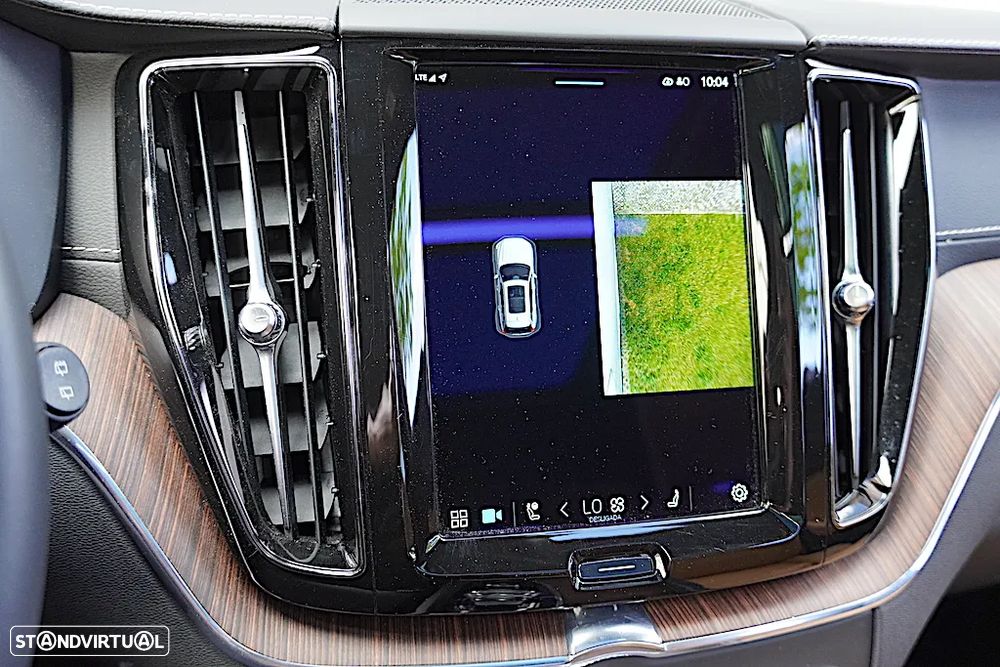 Volvo XC 60 2.0 B4 Inscription Geartronic - 40