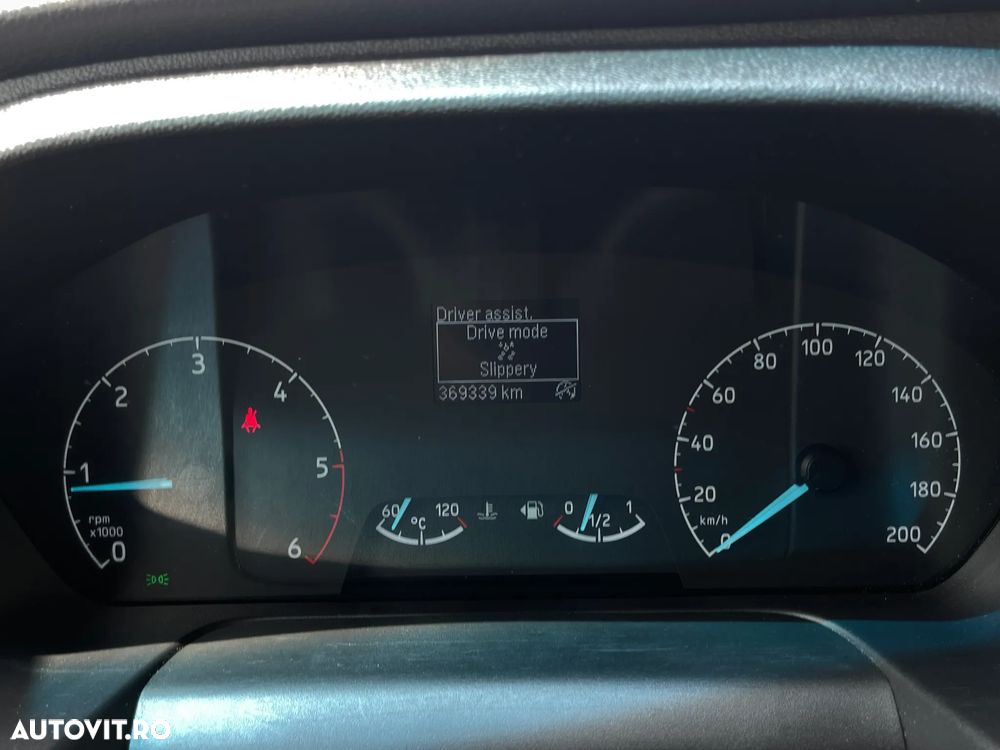 Ford Transit - 20