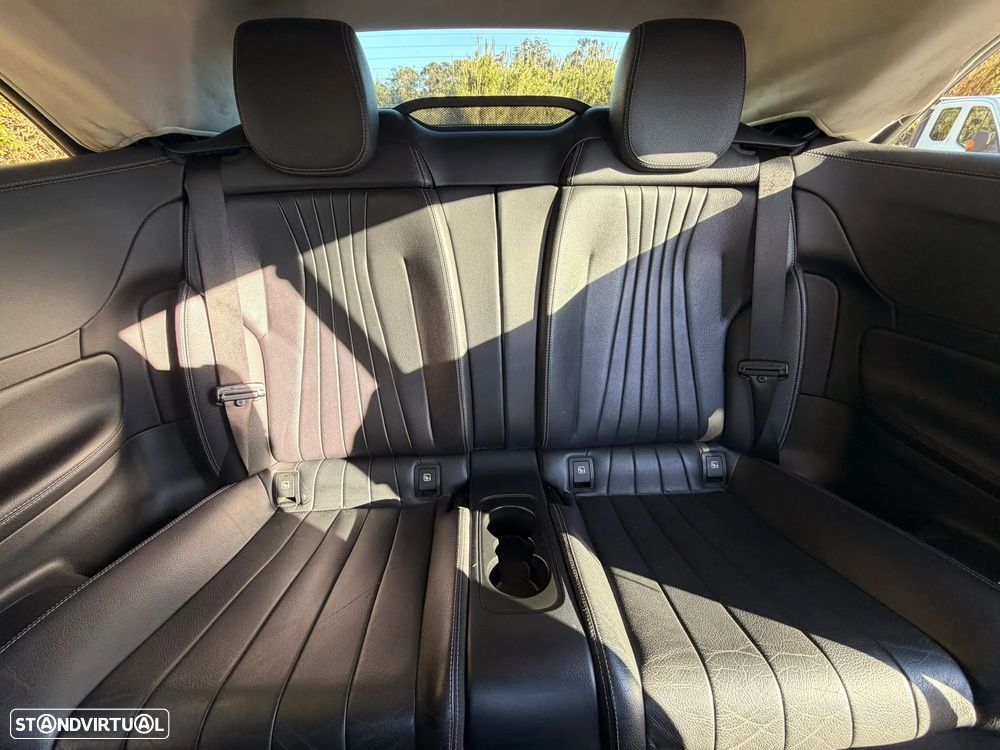 Mercedes-Benz E 220 d Cabrio 4Matic 9G-Tronic AMG Line - 23