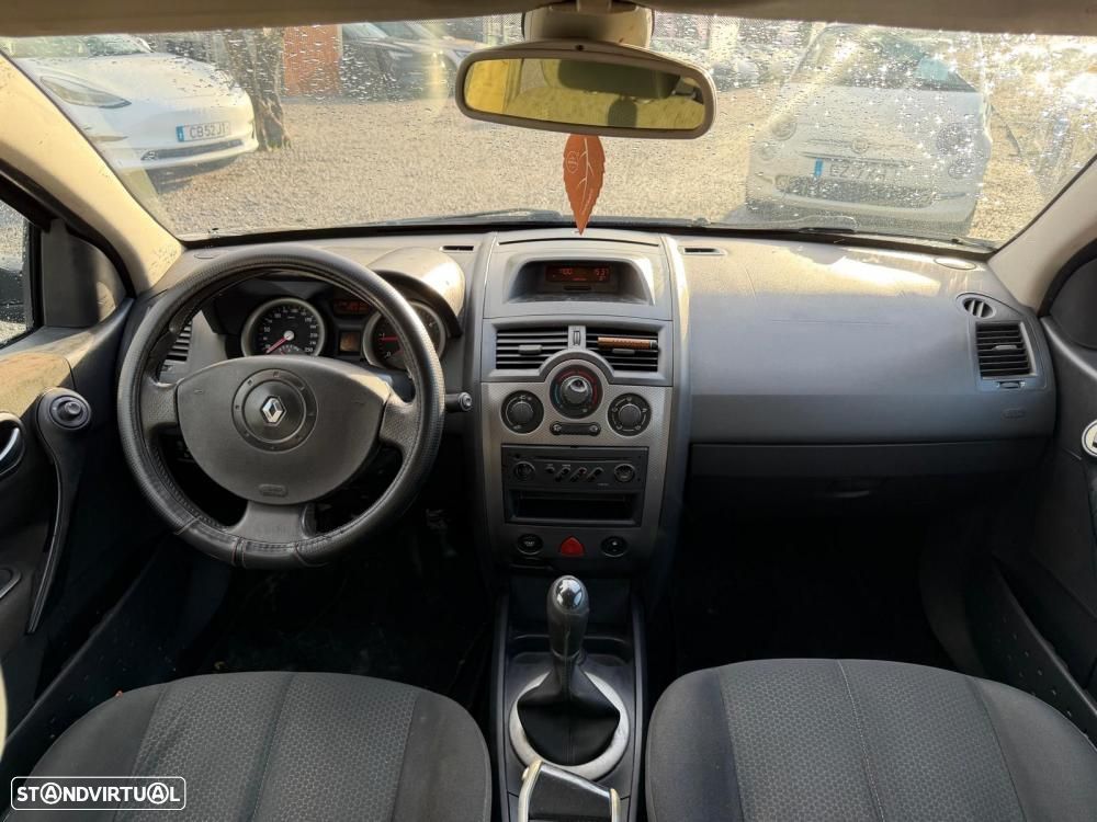 Renault Mégane Break 1.5 dCi C Dynamique - 11