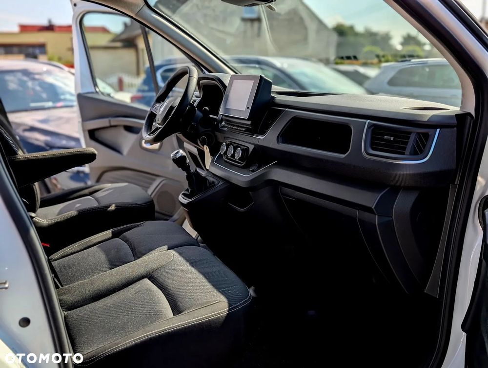 Renault Trafic LONG 58tys.km. przebiegu - 11