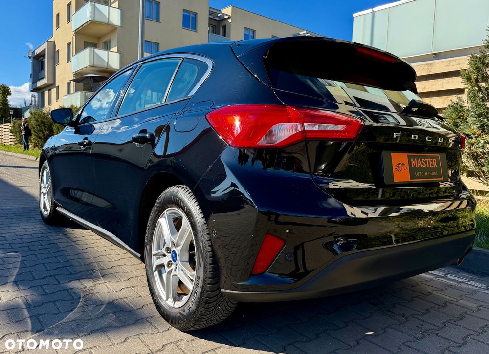 Ford Focus 1.0 EcoBoost Start-Stopp-System COOL&CONNECT DESIGN - 3
