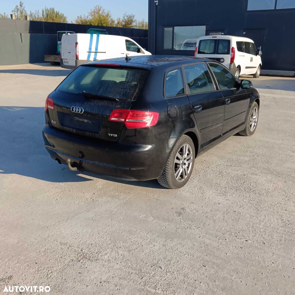 Dezmembrez Audi A3 8P 2011 Hatchback 1.4 Tsi - 3