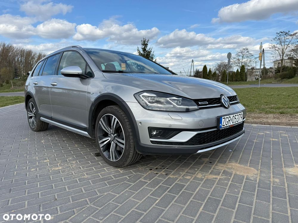 Volkswagen Golf Alltrack - 1
