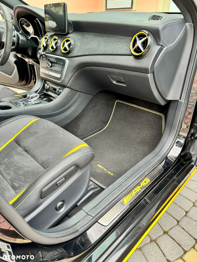 Mercedes-Benz Klasa A AMG 45 4Matic AMG Speedshift 7G-DCT Yellow Night Edition - 15