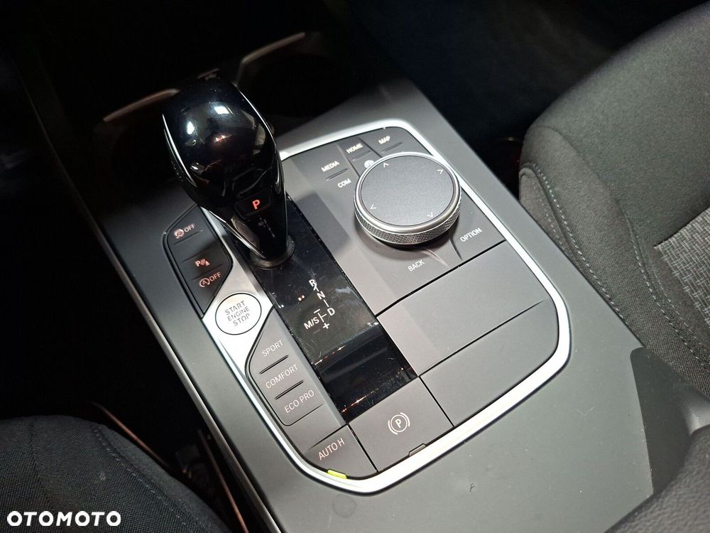 BMW Seria 1 118i Advantage - 17