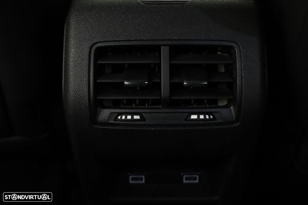 Peugeot 308 1.2 PureTech GT EAT8 - 22
